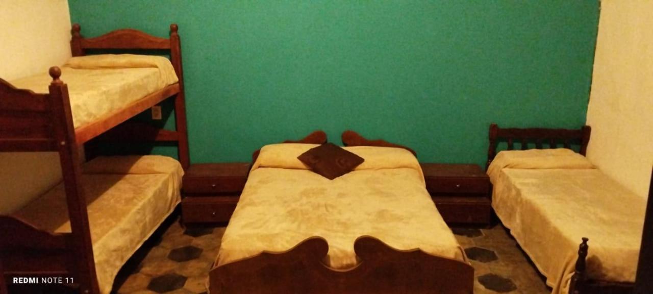 Plaza Hostel Sj 2 サルタ エクステリア 写真