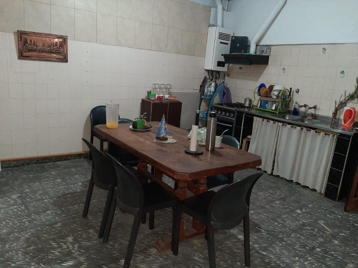 Plaza Hostel Sj 2 サルタ エクステリア 写真