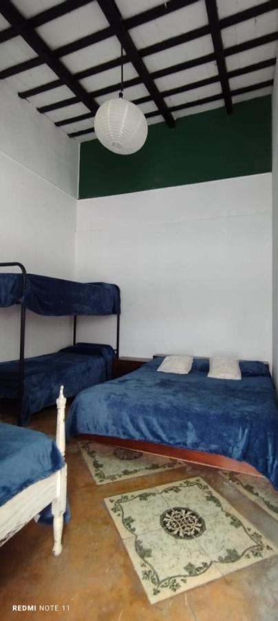 Plaza Hostel Sj 2 サルタ エクステリア 写真